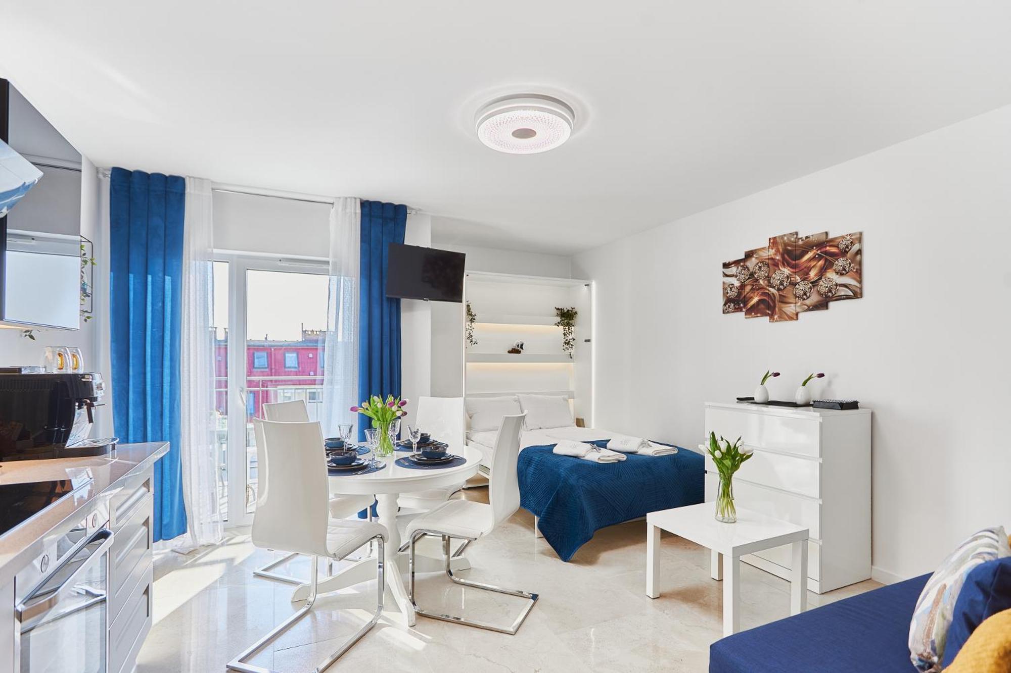 Golden Hour Apartments- Plac Slowianski 43 슈비노우이스쳬 외부 사진